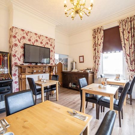 The Douglas Hotel Hartlepool Buitenkant foto