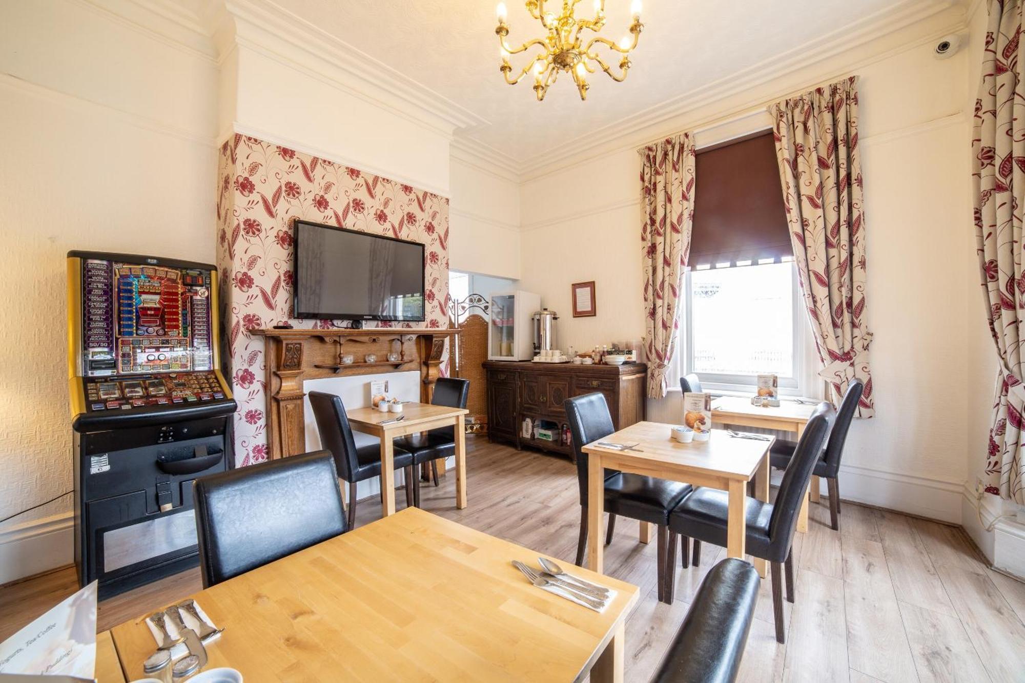 The Douglas Hotel Hartlepool Buitenkant foto
