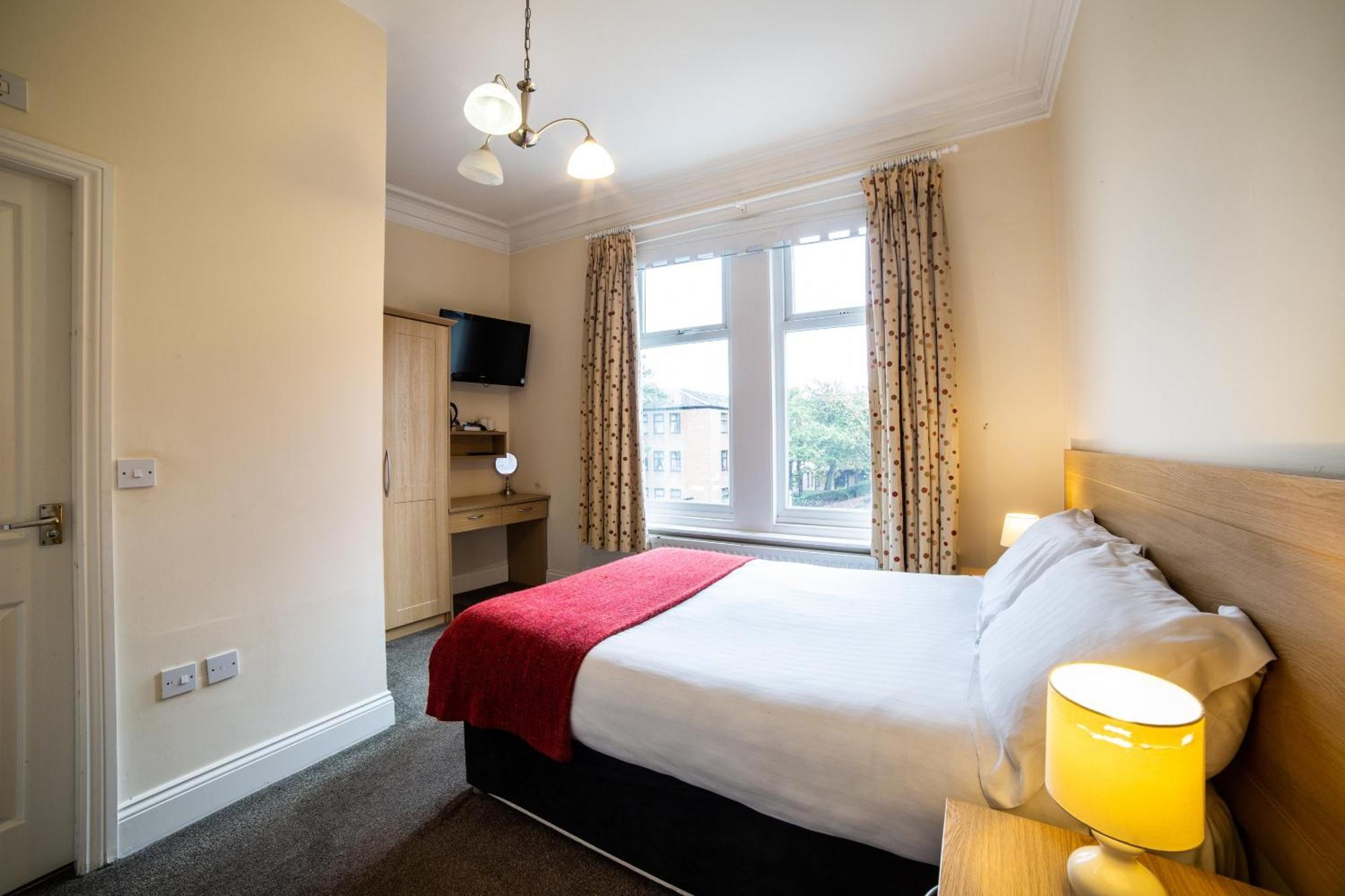 The Douglas Hotel Hartlepool Buitenkant foto
